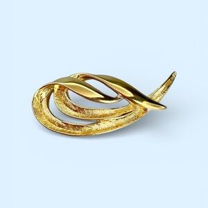 Vintage Napier Elegant Gold-Tone modernist abstract stylized leaf Brooch